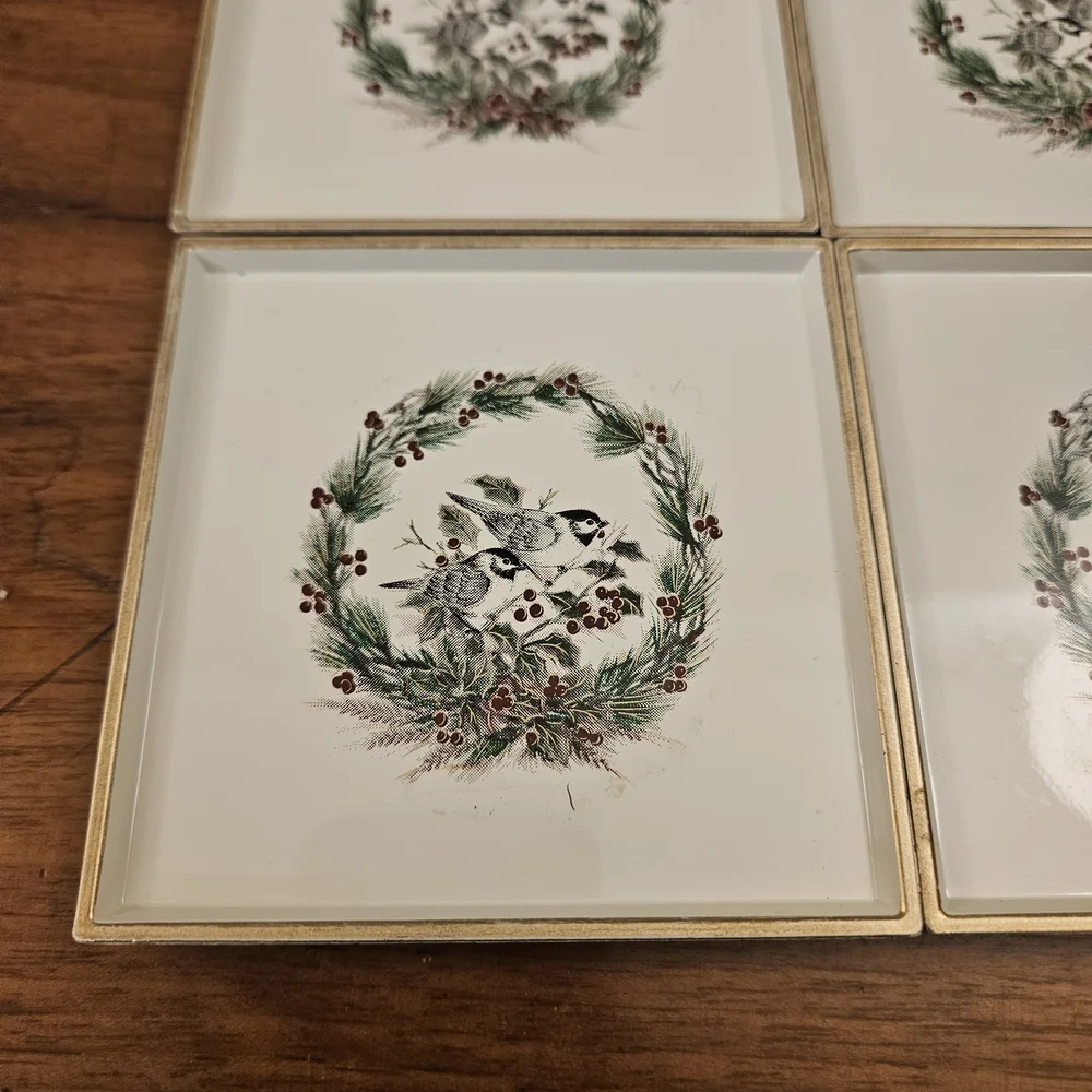 Otagiri Lacquerware Coaster Set Of 4 Square Box Bird Sitting on Wreath Christmas